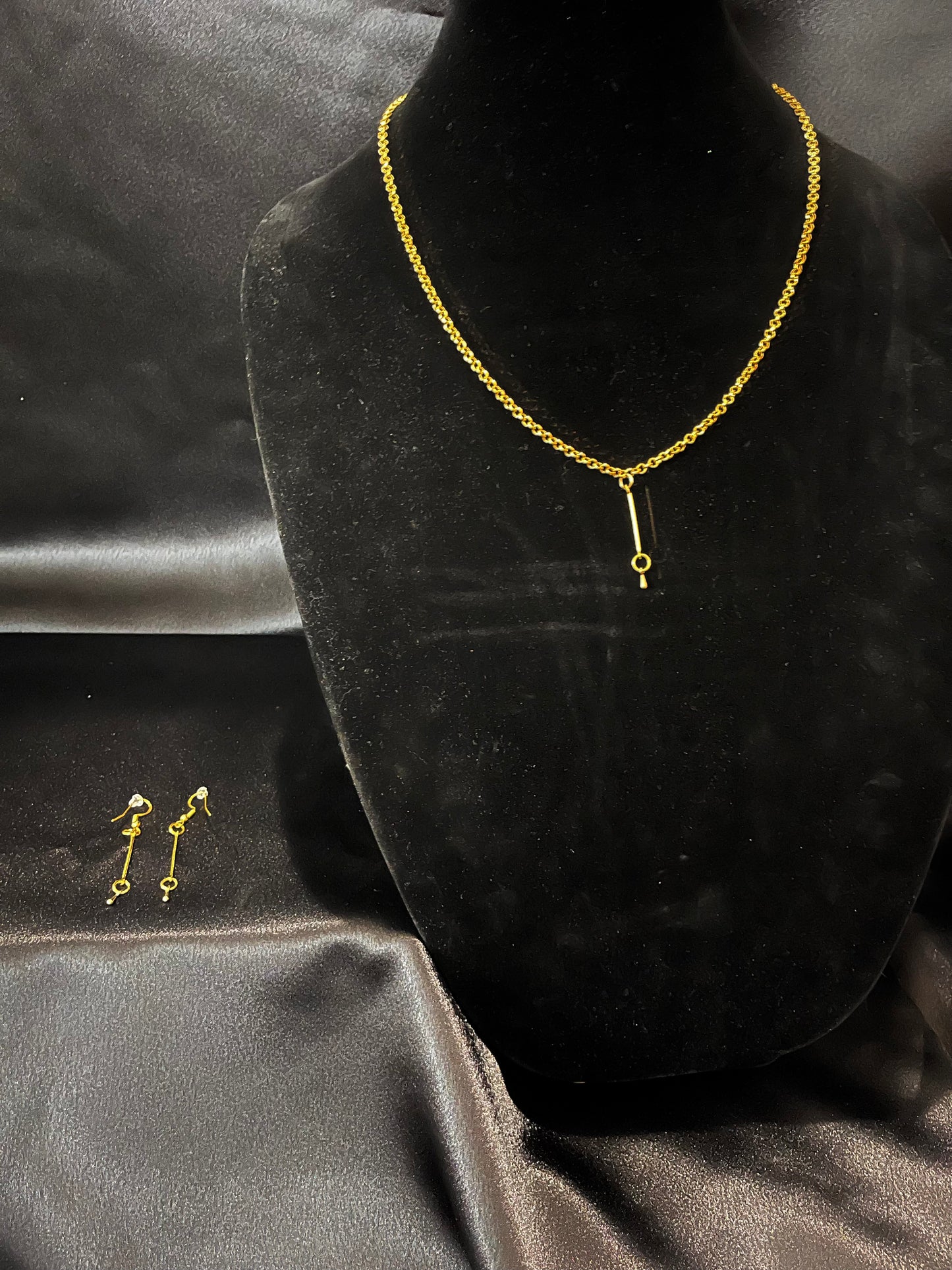 Elegant Necklace and Earring Set