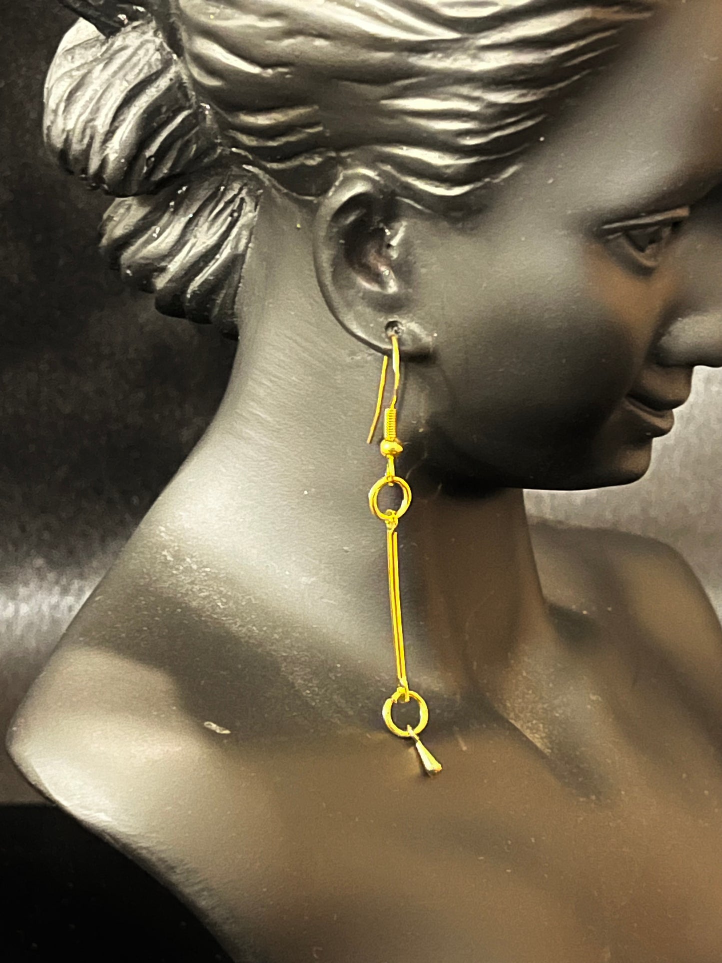 Elegant Necklace and Earring Set