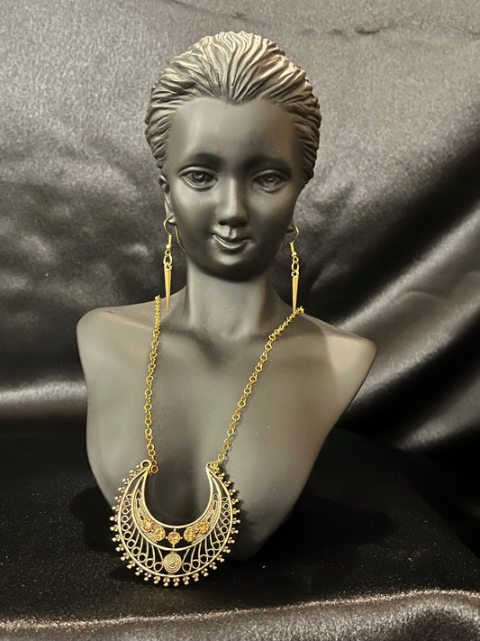 Egyptian Style Necklace & Earring Costume Set