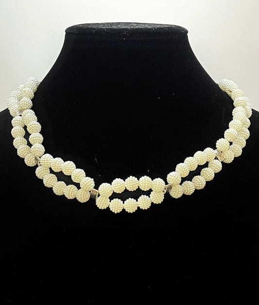 Pearl Choker & Earrings Set - Classic Costume Jewelry with Timeless Elegance